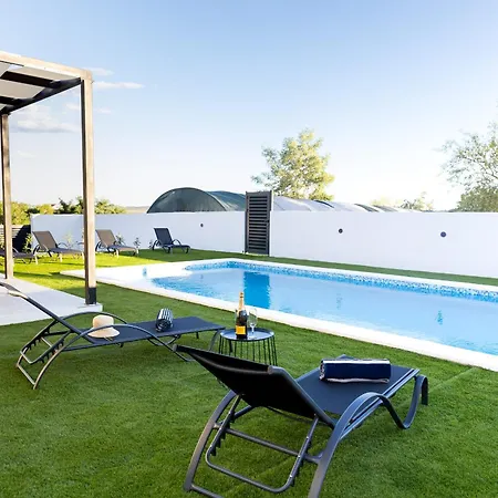 Nena I Pet-friendly Retreat With Private Pool, Near Sibenik Tatil Evi Stankovci (Zadar)