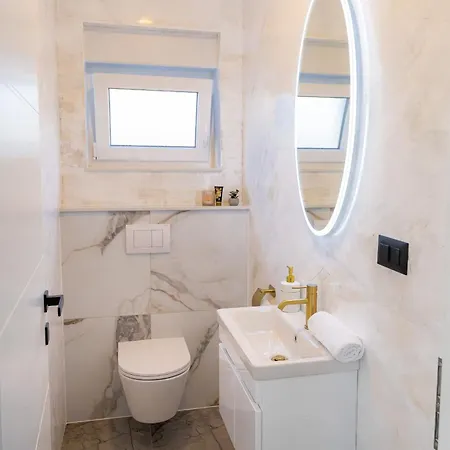 Nena I Pet-friendly Retreat With Private Pool, Near Sibenik *